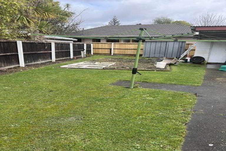 Photo of property in 16 Wingate Street, Redwood, Christchurch, 8051