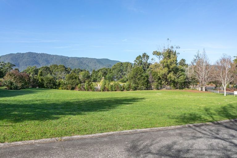 Photo of property in 6 Aldermen Lane, Tairua, 3579