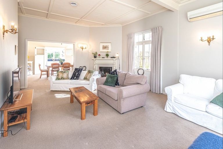 Photo of property in 33 College Street, College Estate, Whanganui, 4500