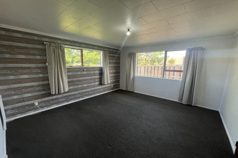 Photo of property in 27 Exeter Crescent, Springvale, Whanganui, 4501