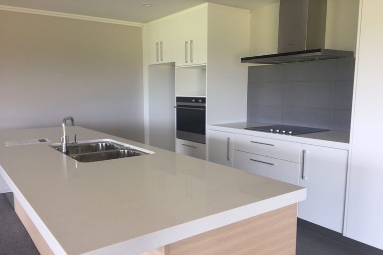 Photo of property in 93 Cameron Town Road, Pukekohe, 2678