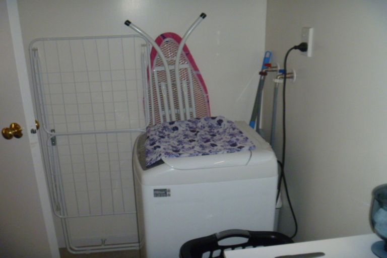 Photo of property in 52b Royal Terrace, Dunedin Central, Dunedin, 9016