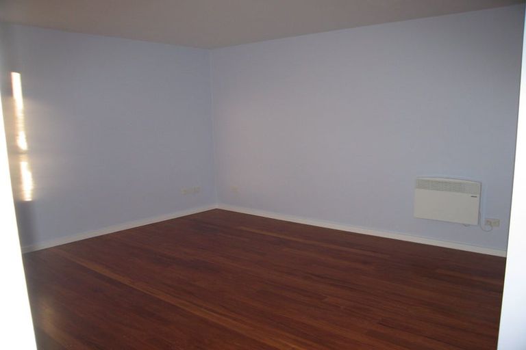 Photo of property in 69 Moana Road, Kelburn, Wellington, 6012