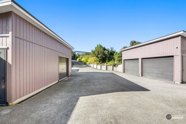 Photo of property in 67 Mount Marua Way, Timberlea, Upper Hutt, 5018