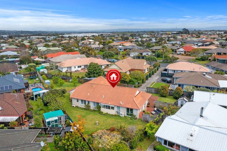 Photo of property in 18 Jasmine Place, Mount Maunganui, 3116