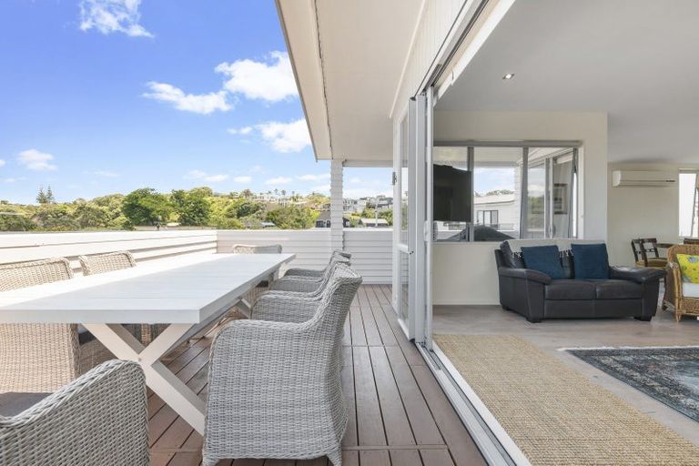 Photo of property in 40a Matakatia Parade, Matakatia, Whangaparaoa, 0930