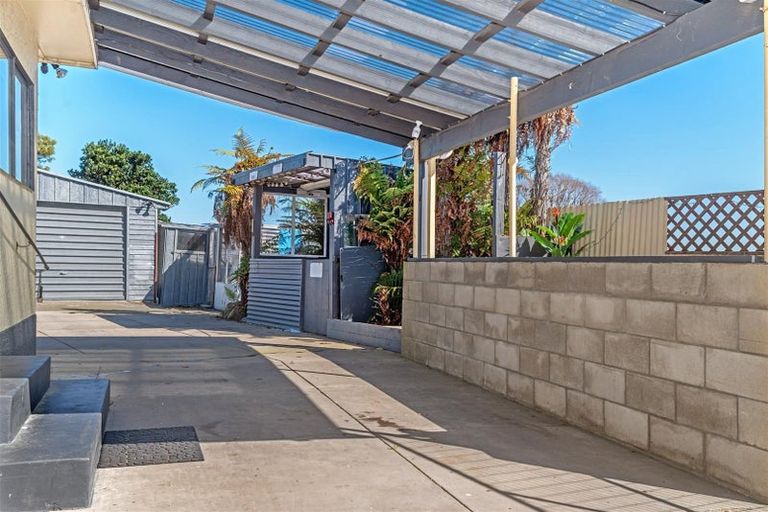 Photo of property in 10 Oates Street, Elgin, Gisborne, 4010