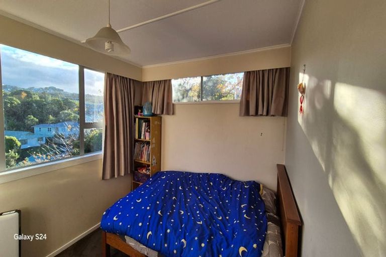Photo of property in 17 Maple Grove, Maungaraki, Lower Hutt, 5010