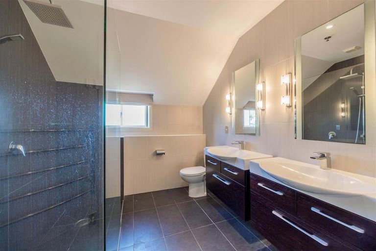 Photo of property in 68 Harbour Village Drive, Gulf Harbour, Whangaparaoa, 0930