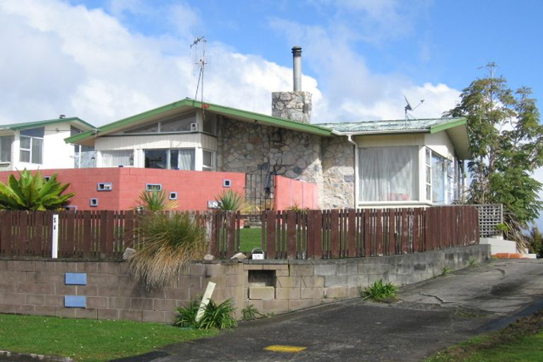Photo of property in 39 Hilltop Avenue, Morningside, Whangarei, 0110
