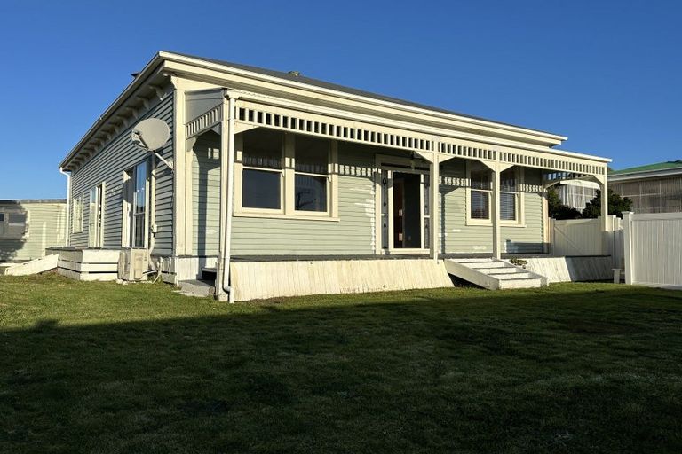 Photo of property in 196 Fitzherbert Street, Hokitika, 7810