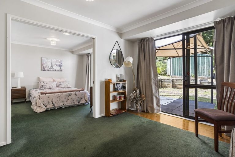 Photo of property in 63 Tram Road, Swanson, Auckland, 0614