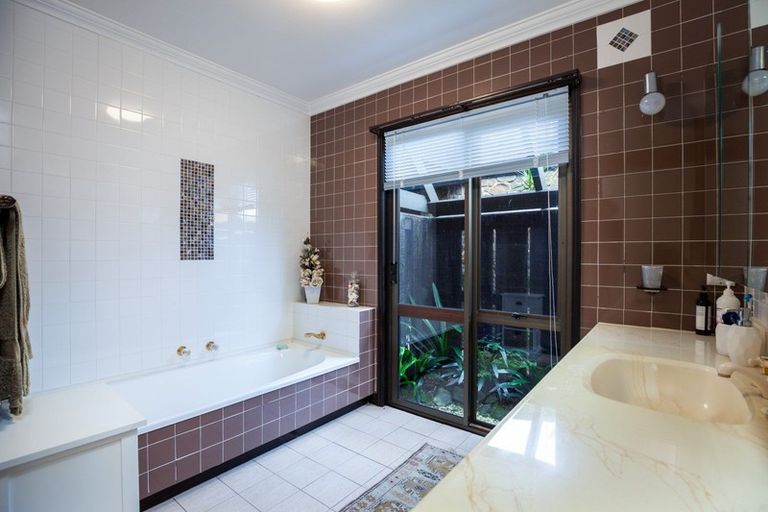 Photo of property in 3 Doone Street, Lynmouth, New Plymouth, 4310