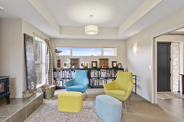 Photo of property in 20 Pemberton Drive, Darfield, 7510