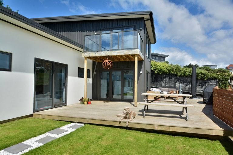 Photo of property in 111g Cliffs Road, Saint Clair, Dunedin, 9012