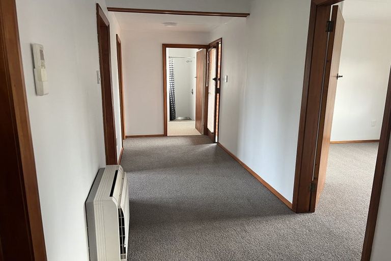 Photo of property in 124 Martin Road, Fairfield, Dunedin, 9018