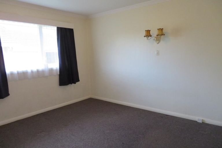 Photo of property in 2/3 Rosebank Terrace, Stoke, Nelson, 7011