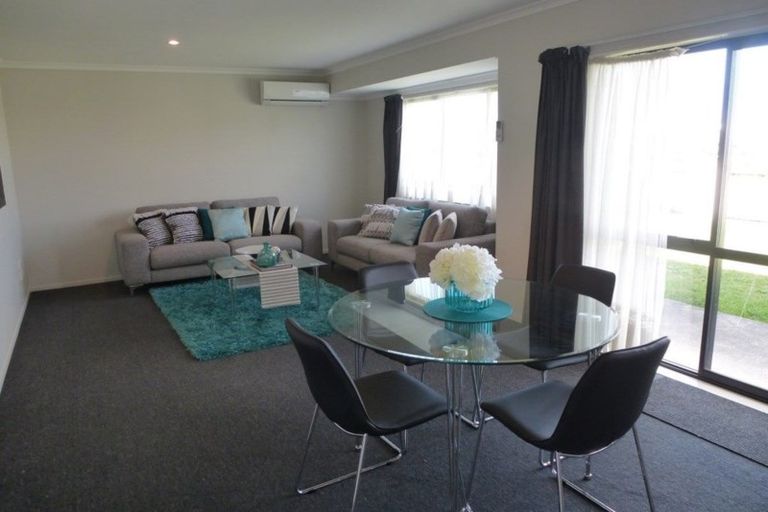 Photo of property in 124a Main Road, Redcliffs, Christchurch, 8081