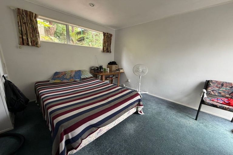 Photo of property in 220 Golf Road, Titirangi, Auckland, 0604