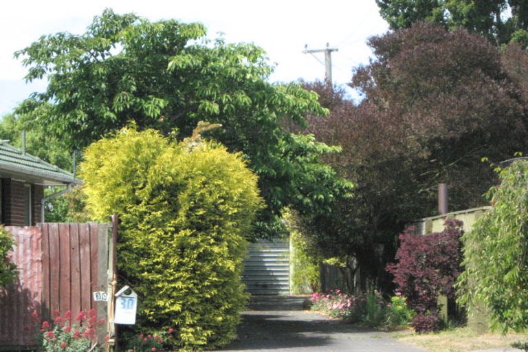 Photo of property in 30 Ontario Place, Wainoni, Christchurch, 8061