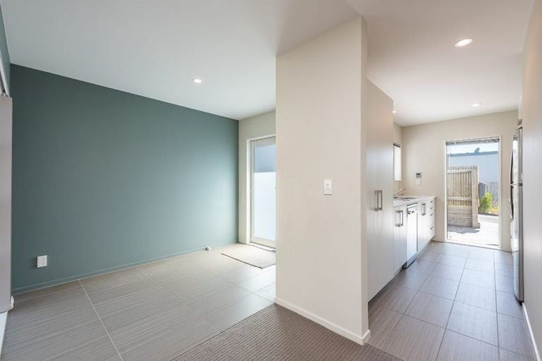 Photo of property in 36h Erlestoke Crescent, Churton Park, Wellington, 6037