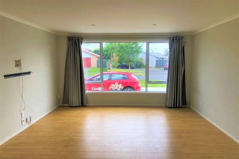 Photo of property in 15 English Street, St Andrews, Hamilton, 3200