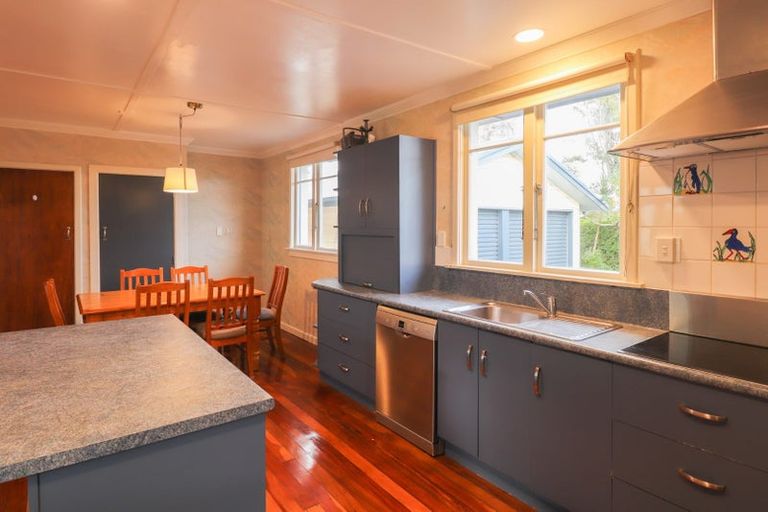 Photo of property in 28 Filleul Street, Gladstone, Invercargill, 9810