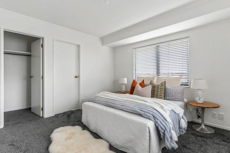 Photo of property in 1/62 Simmental Crescent, Somerville, Auckland, 2014