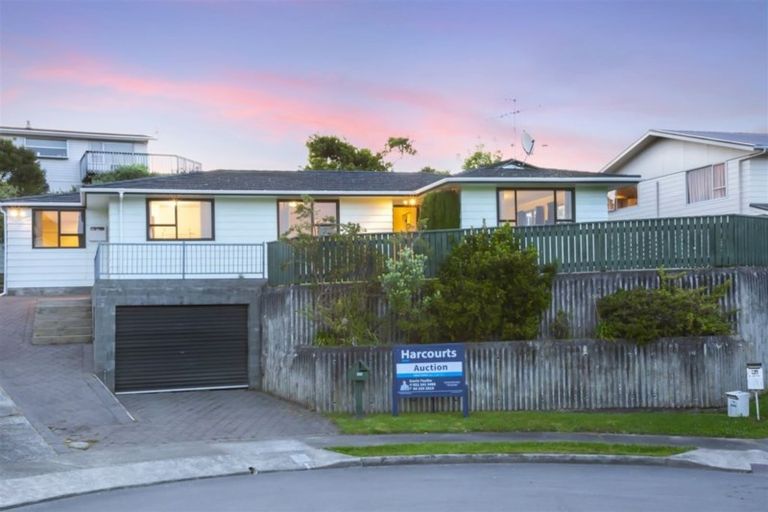 Photo of property in 7 Beauly Grove, Papakowhai, Porirua, 5024