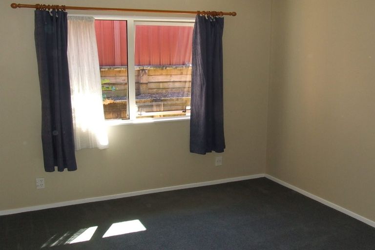 Photo of property in 7 Coupland Court, Glendene, Auckland, 0602