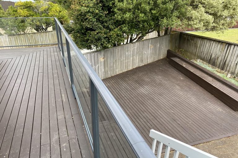 Photo of property in 103 Hutchinsons Road, Bucklands Beach, Auckland, 2014