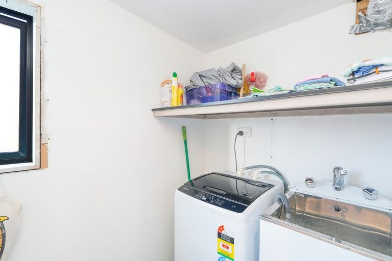 Photo of property in 6 Ocean Beach Road, Bluff, 9814