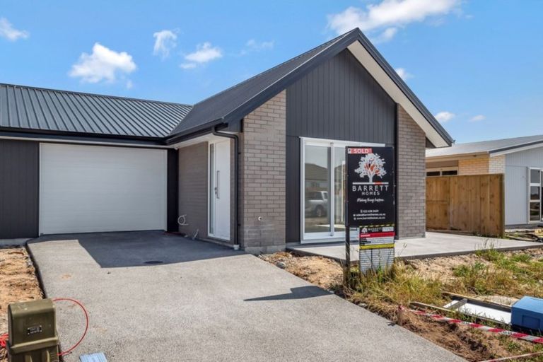 Photo of property in 22 Toi Place, Papamoa, 3118