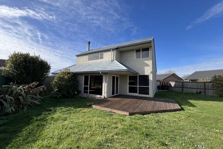 Photo of property in 33 Veitches Road, Casebrook, Christchurch, 8051