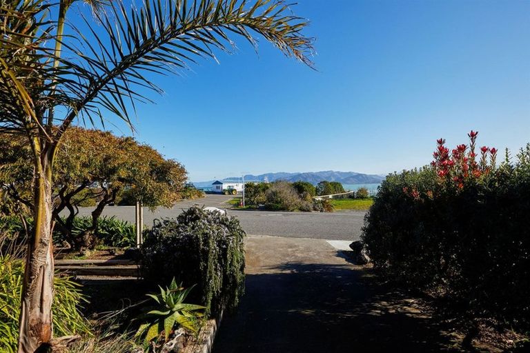 Photo of property in 4 Moa Road, South Bay, Kaikoura, 7300