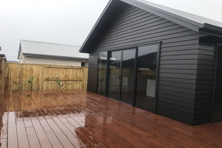 Photo of property in 18 Mida Close, Papamoa Beach, Papamoa, 3118