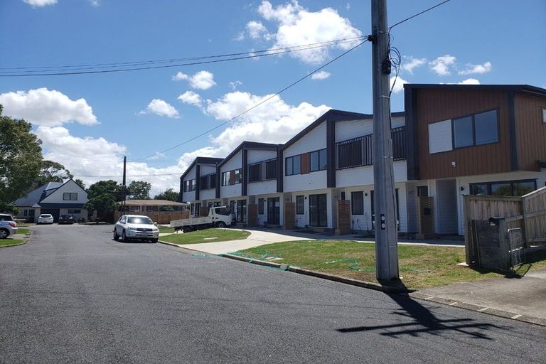 Photo of property in 2/2 Dolphin Street, Pakuranga, Auckland, 2010