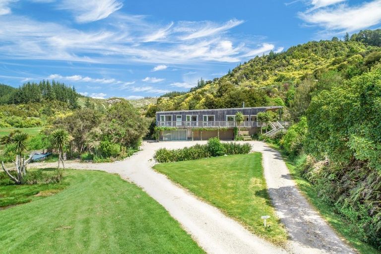 Photo of property in 321 Sandy Bay-marahau Road, Marahau, Motueka, 7197
