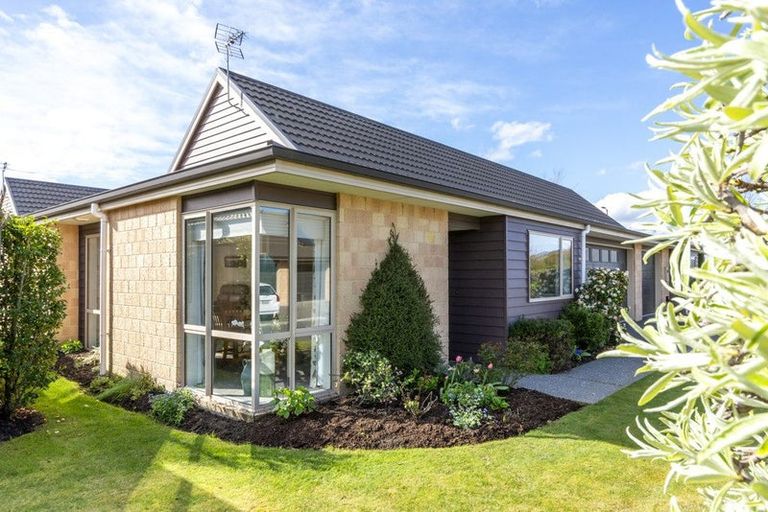 Photo of property in 3 Reeves Road, Rangiora, 7400