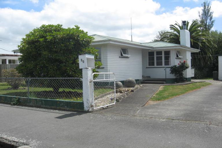 Photo of property in 50 Huxley Street, Pahiatua, 4910