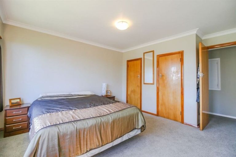 Photo of property in 23 Wairere Road, Bastia Hill, Whanganui, 4500