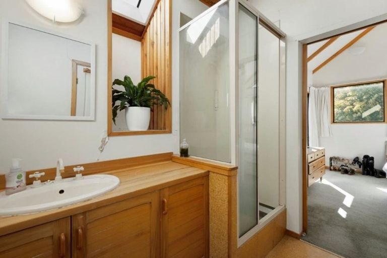 Photo of property in 11 Challis Place, Mount Pleasant, Christchurch, 8081