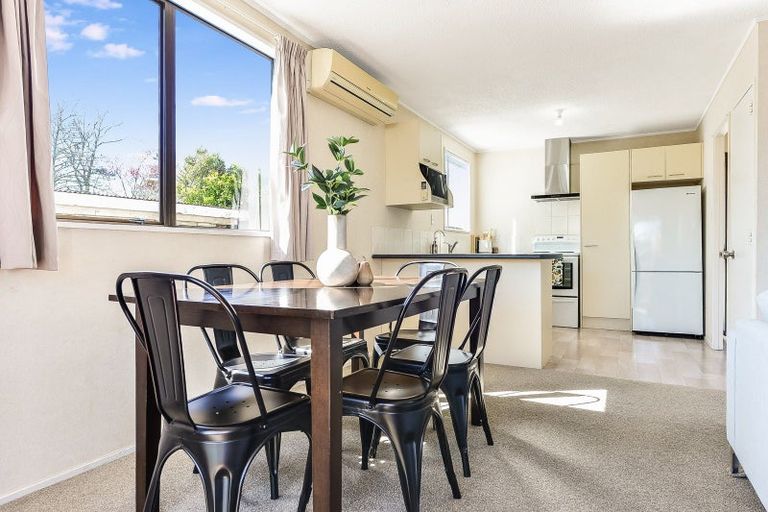 Photo of property in 8b Edinburgh Road, Hillcrest, Hamilton, 3216