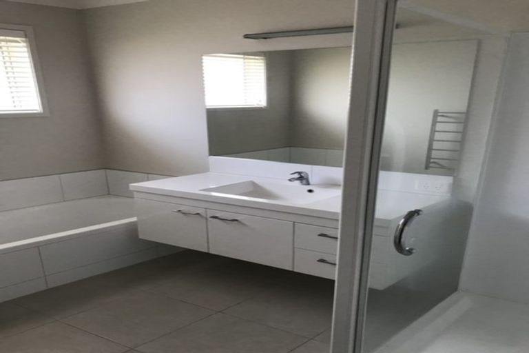 Photo of property in 4 Millbrae Place, Pokeno, 2402