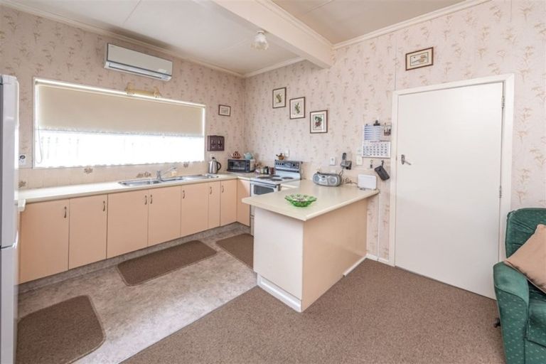 Photo of property in 33 Moore Avenue, Tawhero, Whanganui, 4501