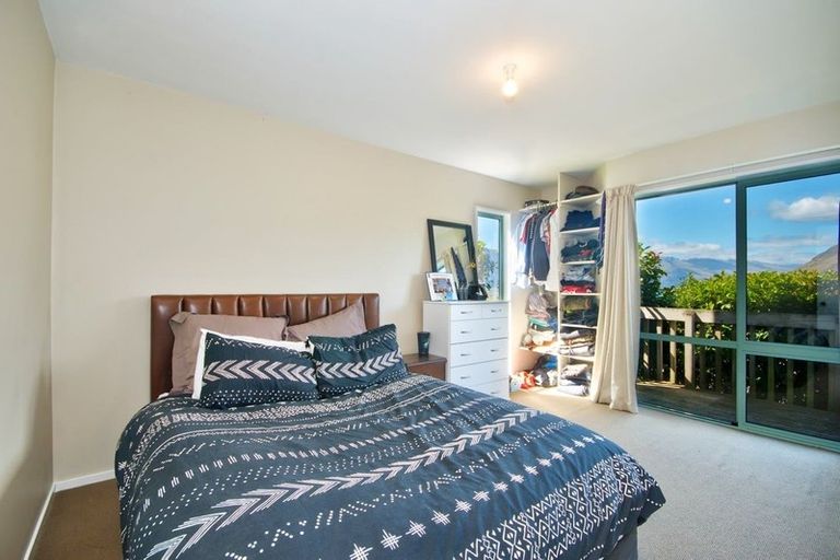 Photo of property in 10a Caples Place, Fernhill, Queenstown, 9300