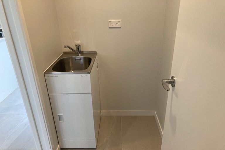 Photo of property in 19c O'meara Street, Swanson, Auckland, 0614