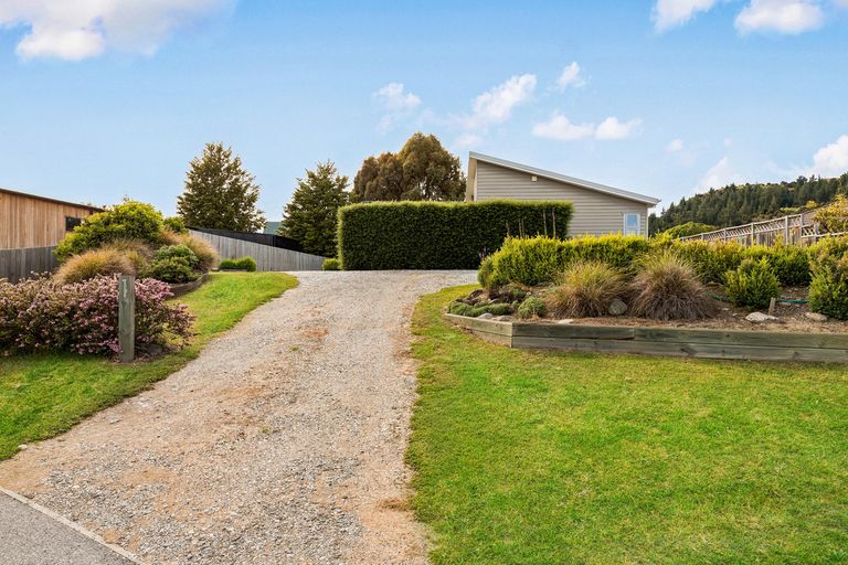 Photo of property in 1 Alice Burn Drive, Luggate, Cromwell, 9383