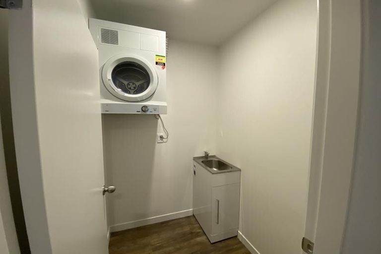 Photo of property in 48 Hathaway Avenue, Karori, Wellington, 6012