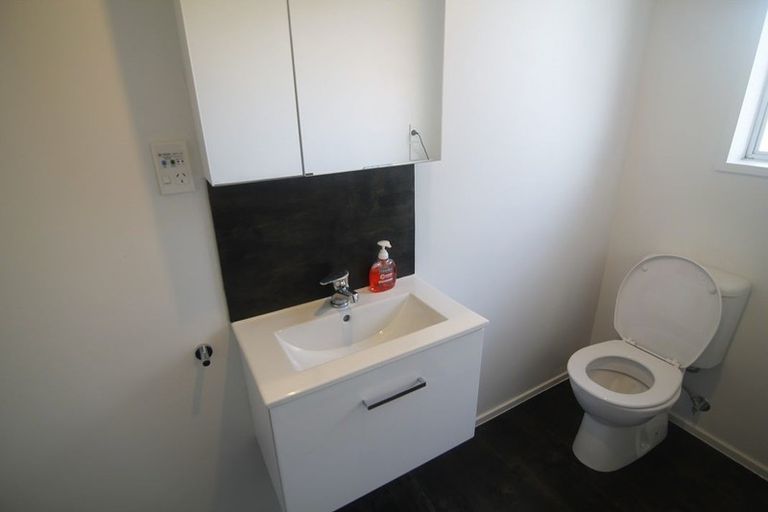 Photo of property in 3/107 Charles Street, Waltham, Christchurch, 8023